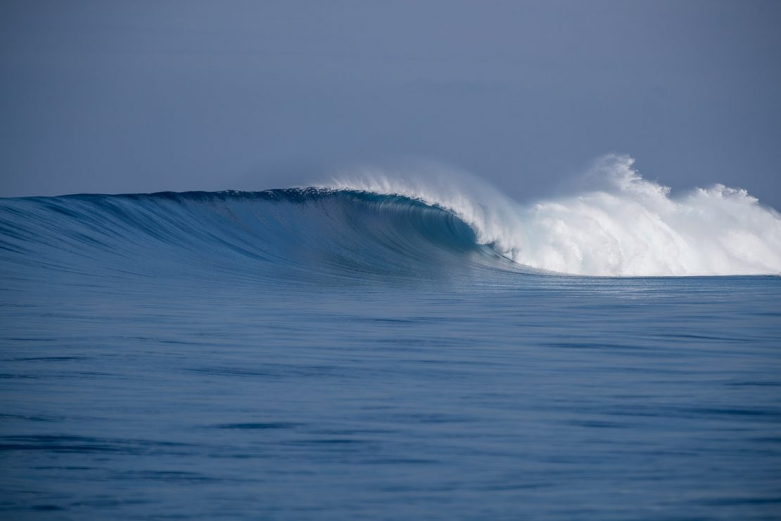 wilkes passage fiji surfing namotu