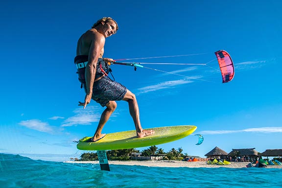 man-kite-surfing-with-foil-at-namotu-island-fiji