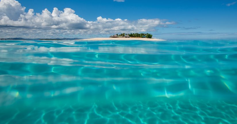 namotu surf resort fiji cloudbreak