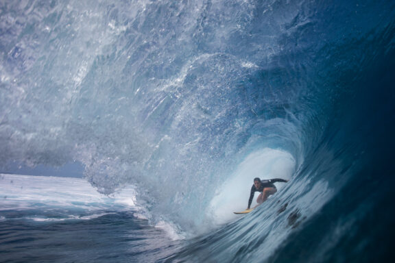 brisa hennessy namotu cloudbreak fiji womens week